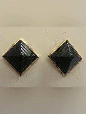 Gold-Trim Black Geometric Stud Earrings